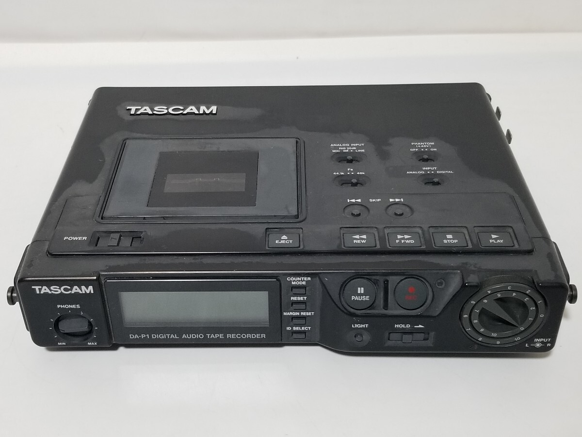 8092円 TASCAM/タスカム ポータブルDATレコーダー DA-P1 - DAT機器 8092円 TASCAM/タスカム ポータブルDATレコーダー DA-P1 - DAT機器
