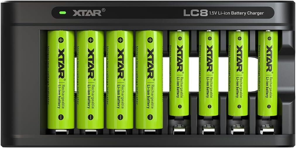 LC8充電器+単3電池*4本+単4電池*4本 XTAR 1.5V リチウム電池 充電器セット単3(2700mWh)*4本電池+単4