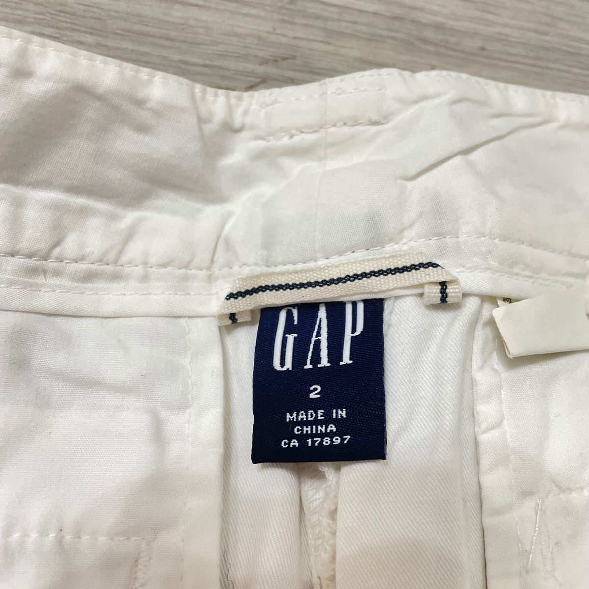 GAP ギャップ  パンツ コットン ホワイト 白 ストレートパンツ ワイドパンツ サイズ2 Mサイズ 春服