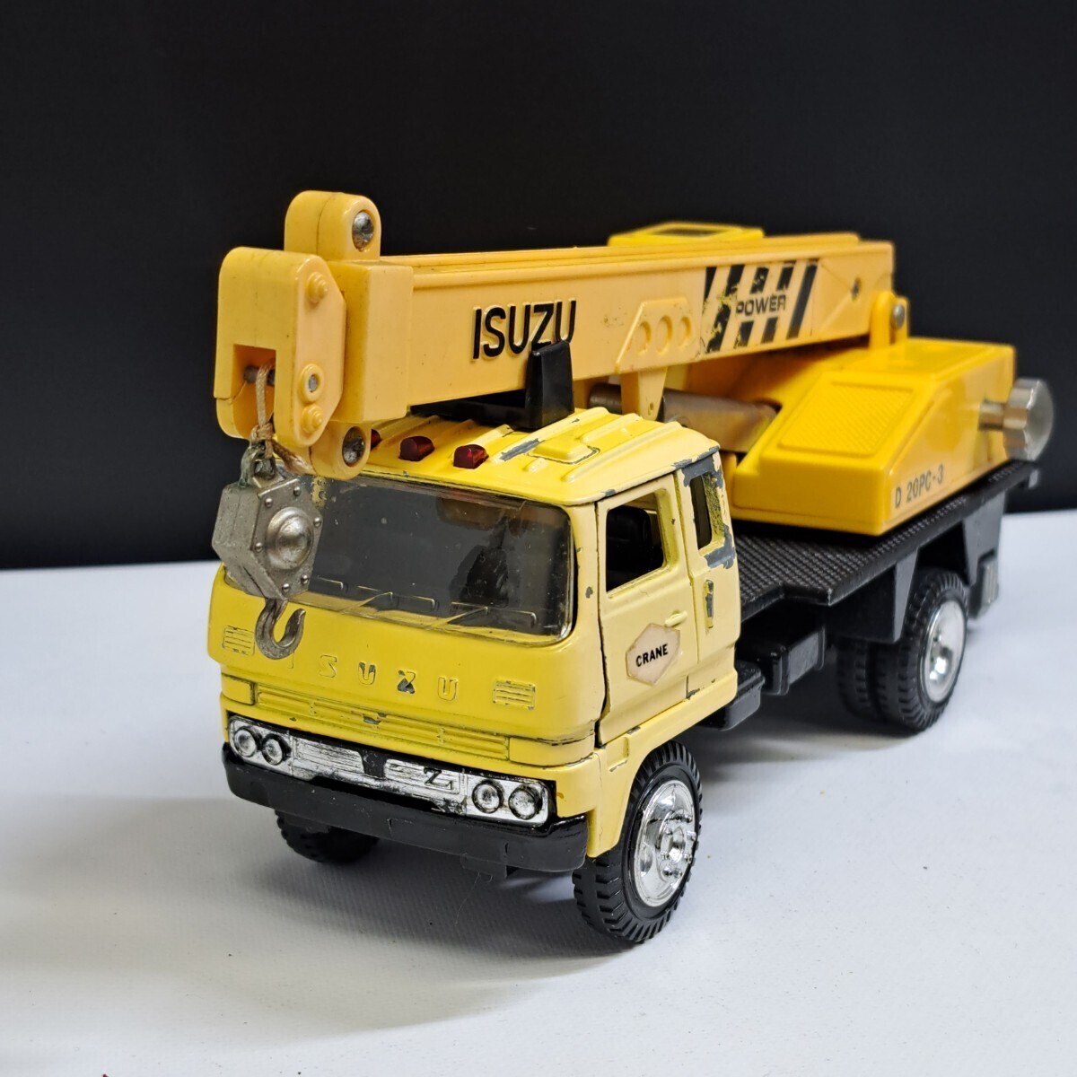 1/40 YONEZAWA ダイヤペット ISUZU SERIES CRANETRUCK No13-0284_画像1