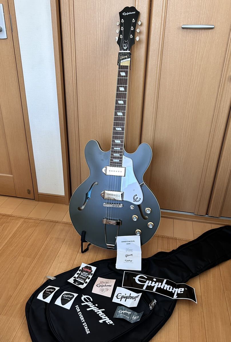 1円〜出品★新品同様★Epiphone Casino Worn Olive Drab★エピフォン★カジノ★オリーブドラブ★フルアコ★P90★Sケースほか付属品完備！_画像2