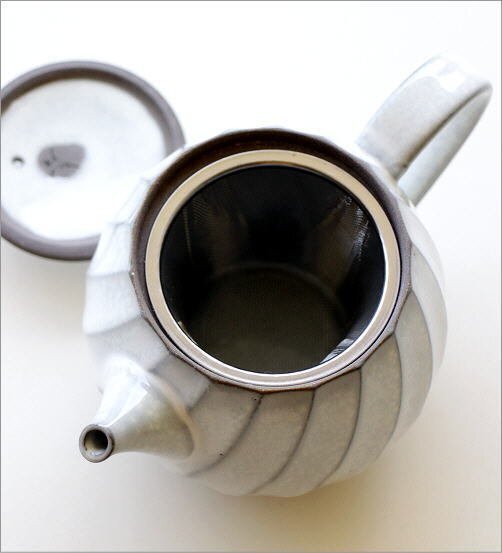 ティーポット おしゃれ かわいい ポット 白 茶こし付き 半磁器 北欧 和食器 日本製 ねじり縞ポット 白 送料無料(一部地域除く) msg8601の画像3