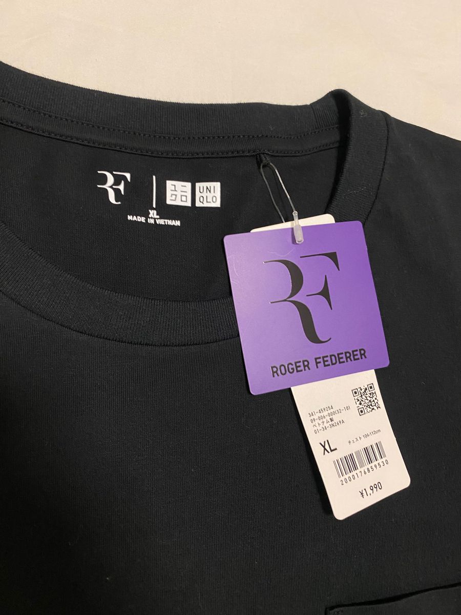 未使用品 UNIQLO ユニクロ ロジャー・フェデラー RFグラフィック 未使用品 UNIQLO ユニクロ ロジャー・フェデラー RFグラフィック