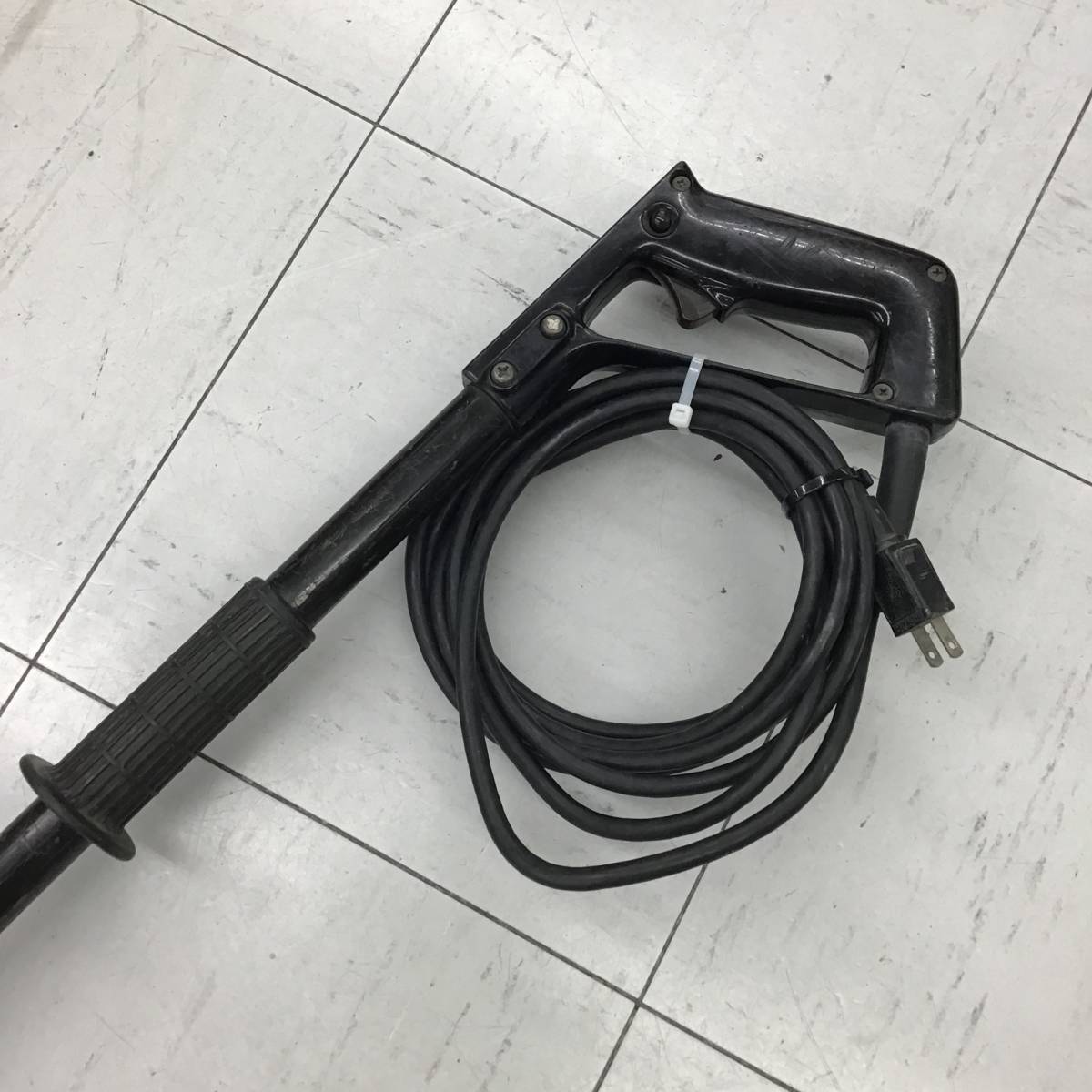 【中古品 / 店頭受取り限定】マキタ(makita) 電動ケレン ロングハンドルタイプ HK1800L_画像6