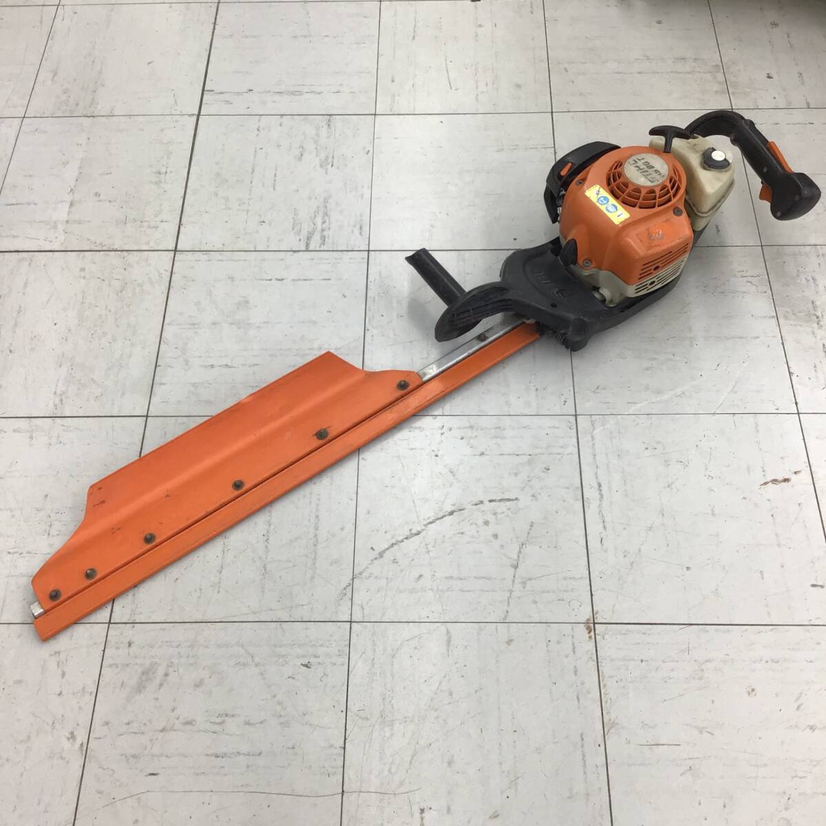 【中古品 / 店頭受取り限定】スチール/STIHL エンジンヘッジトリマー HS86T_画像1