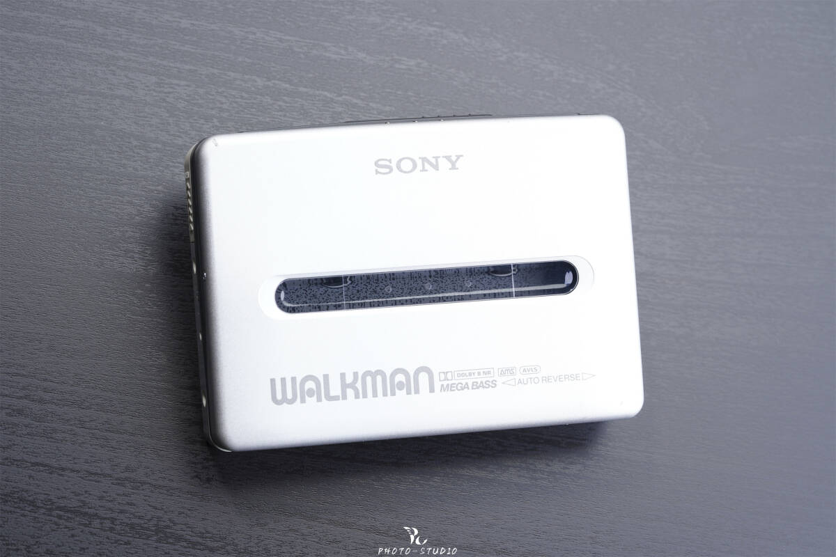 極美品丨SONY WALKMAN FM/AM カセットウォークマン WM-FX877 整備品_画像4
