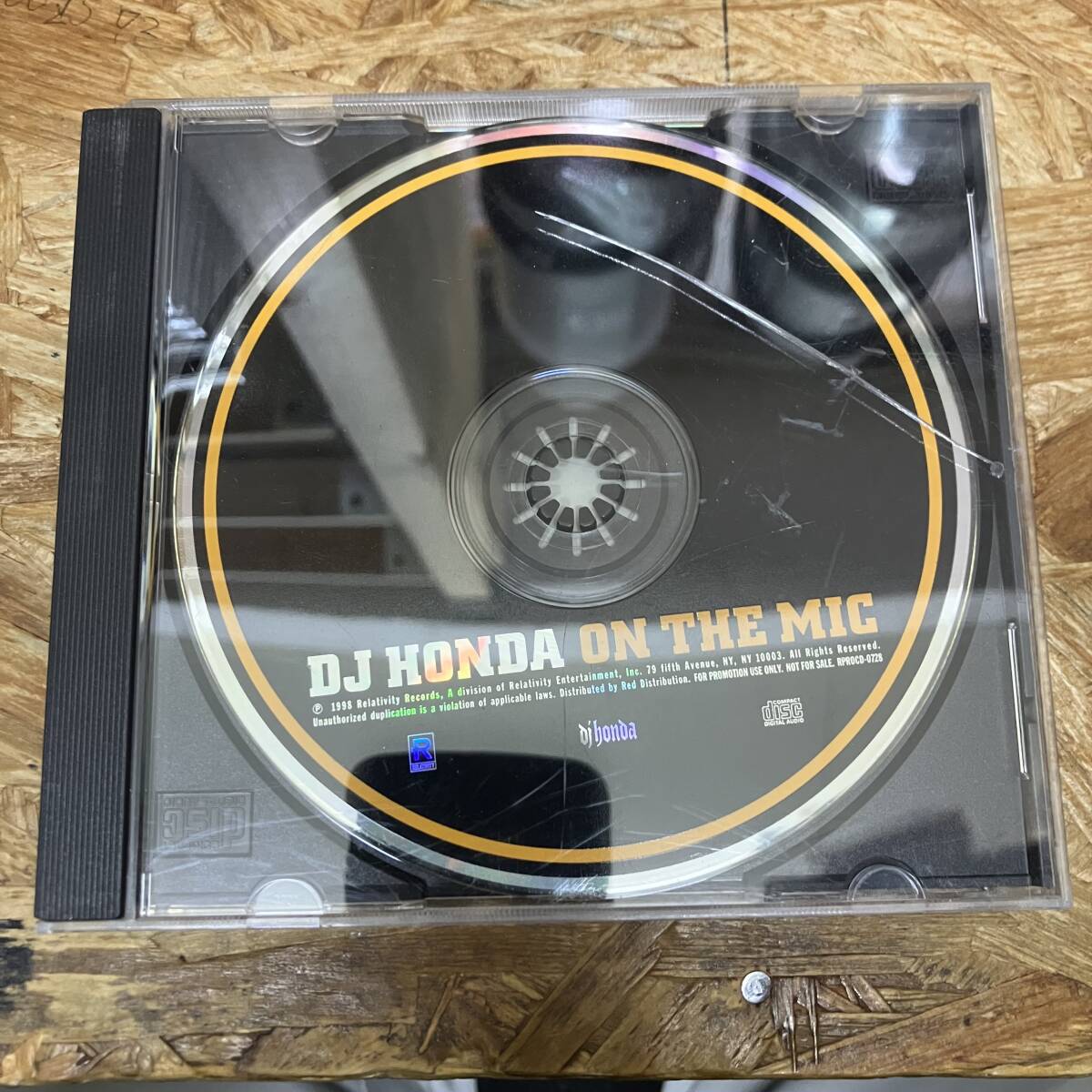 シ● HIPHOP,R&B DJ HONDA - ON THE MIC INST,シングル CD 中古品の画像1