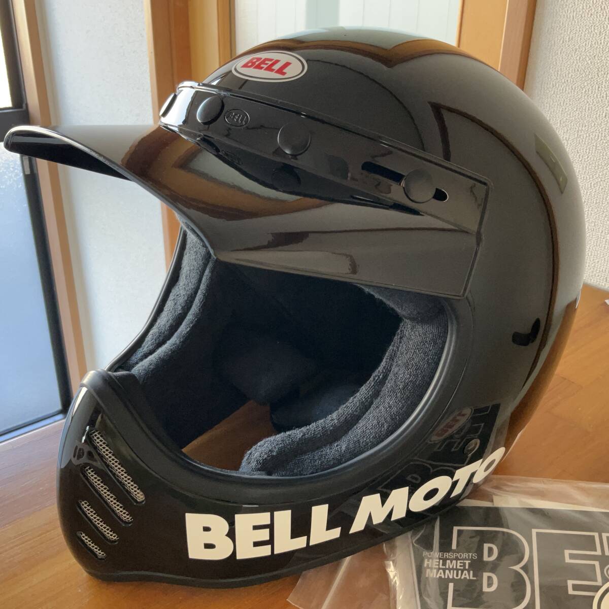 新品 即発送 送料込み BELL MOTO-3 ヘルメットXL ブラック(サイズ感L相当)_画像4