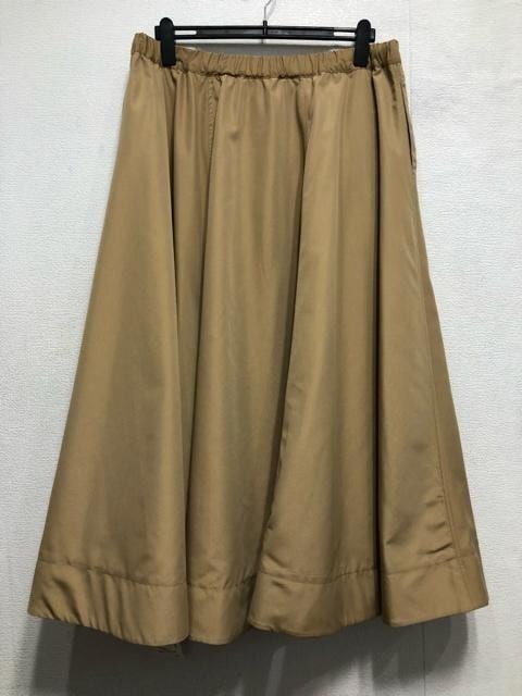 新品☆4L♪ベージュ系♪マキシ丈スカート♪フレアギャザー♪わけあり☆r992