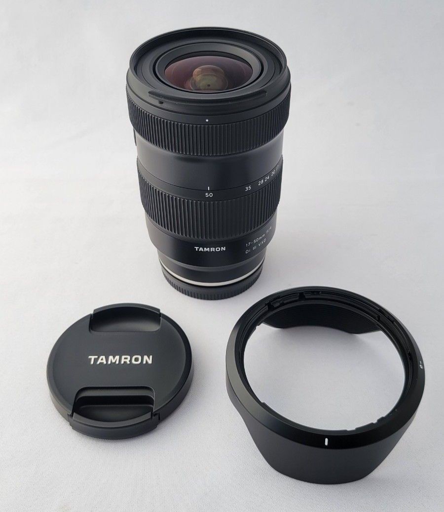 TAMRON タムロン 17-50mm F/4 Di III VXD (Model A068) ソニーE フルサイズ対応 美品