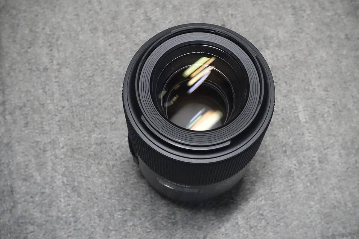 美品：タムロン SP 90mm F/2.8 Di MACRO 1：1 VC USD（Model F017）ニコンF　おまけ：レンズ保護フィルター_画像3