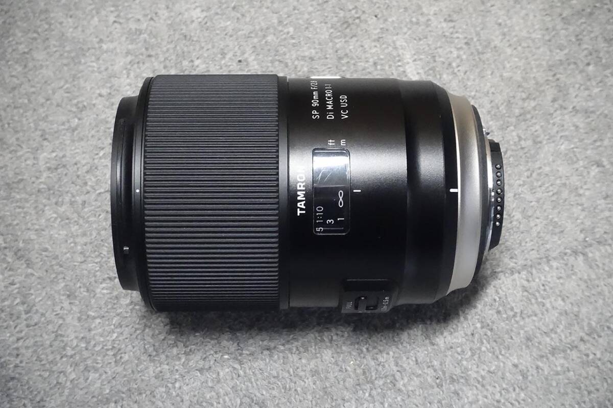 美品：タムロン SP 90mm F/2.8 Di MACRO 1：1 VC USD（Model F017）ニコンF　おまけ：レンズ保護フィルター_画像5