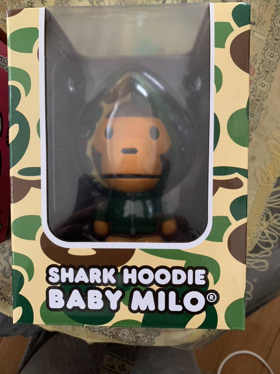 BAPE Baby MILO Shark Hoodie Vinyl Toy Green_画像1