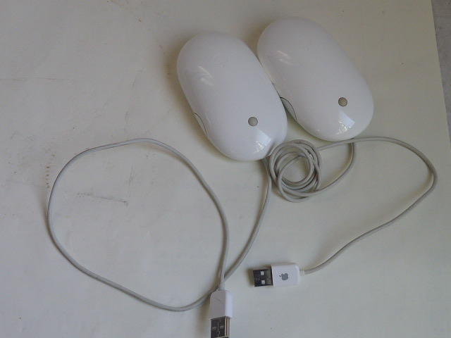  Apple/アップル 純正 有線マウス ２こ◆A1152/ホワイトの画像1