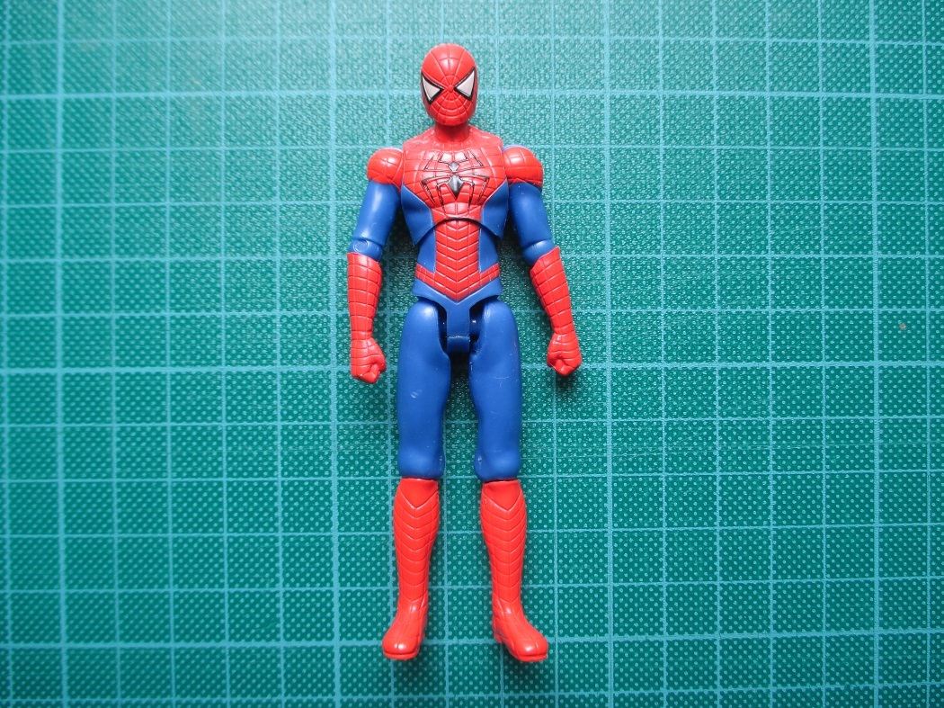 Used★スパイダーマン 関節などが動く人形／マーベル アメコミ アメリカ_マス目の大きさは、1×1cmです。