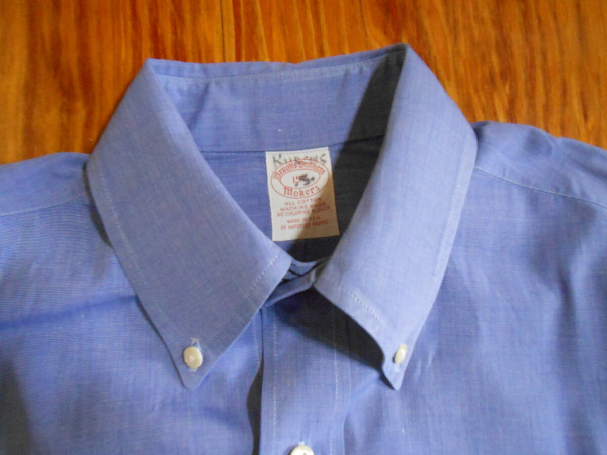 米国 Brooks Brothers　ビンテージ　貴重な米国製　輸入生地　100%コットン　シャンブレー生地のブルーの万能の半袖BDシャツ　US15.5_画像4