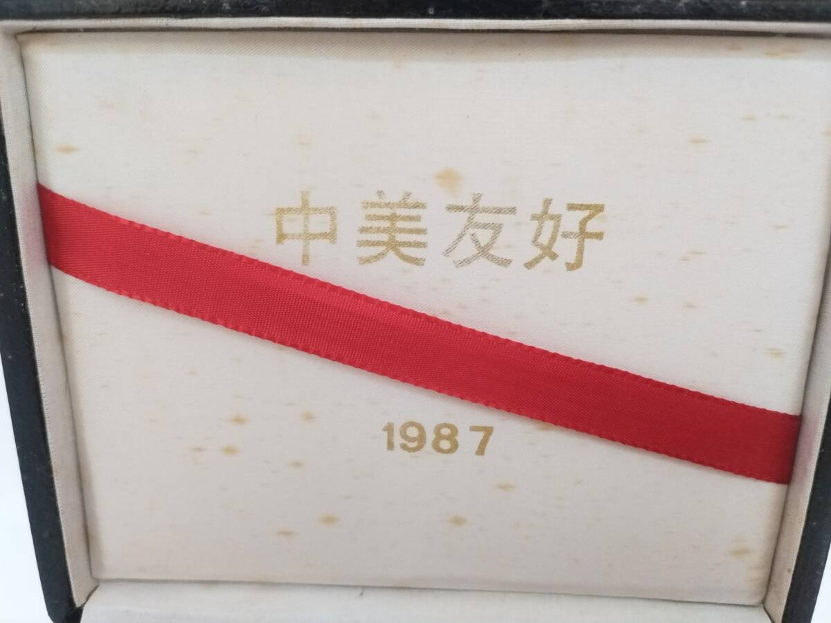 (SM1595) 【希少・レア】 中国銀貨 パンダ銀貨 純銀 1987年 中美友好 中国造幣公司 中華人民共和国 パンダ 5オンス 証明書付き 箱付きの画像6