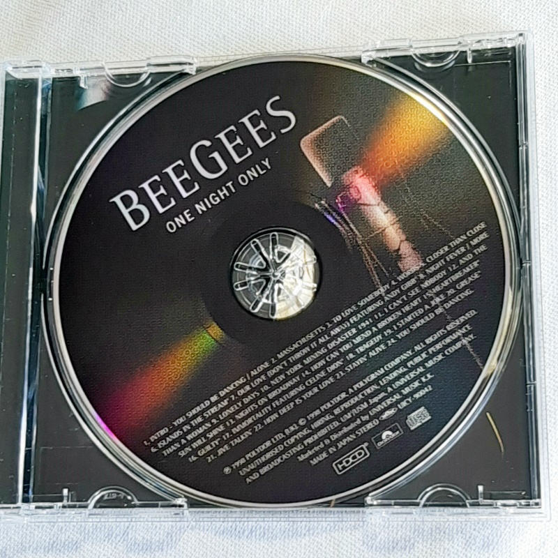 BEE GEES[ONE NIGHT ONLY - LIVE IN LAS VEGAS(SPECIAL EDITION BEST OF)]*1997 год. LAS VEGAS.. концерт. узор .... жить запись 