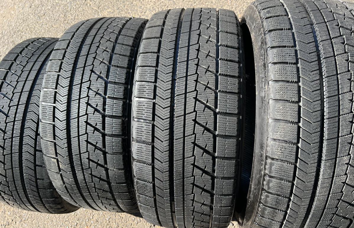 ブリヂストン ブリザック BLIZZAK VRX 245/40R18 2016年製　スタッドレス　4本セット_画像1