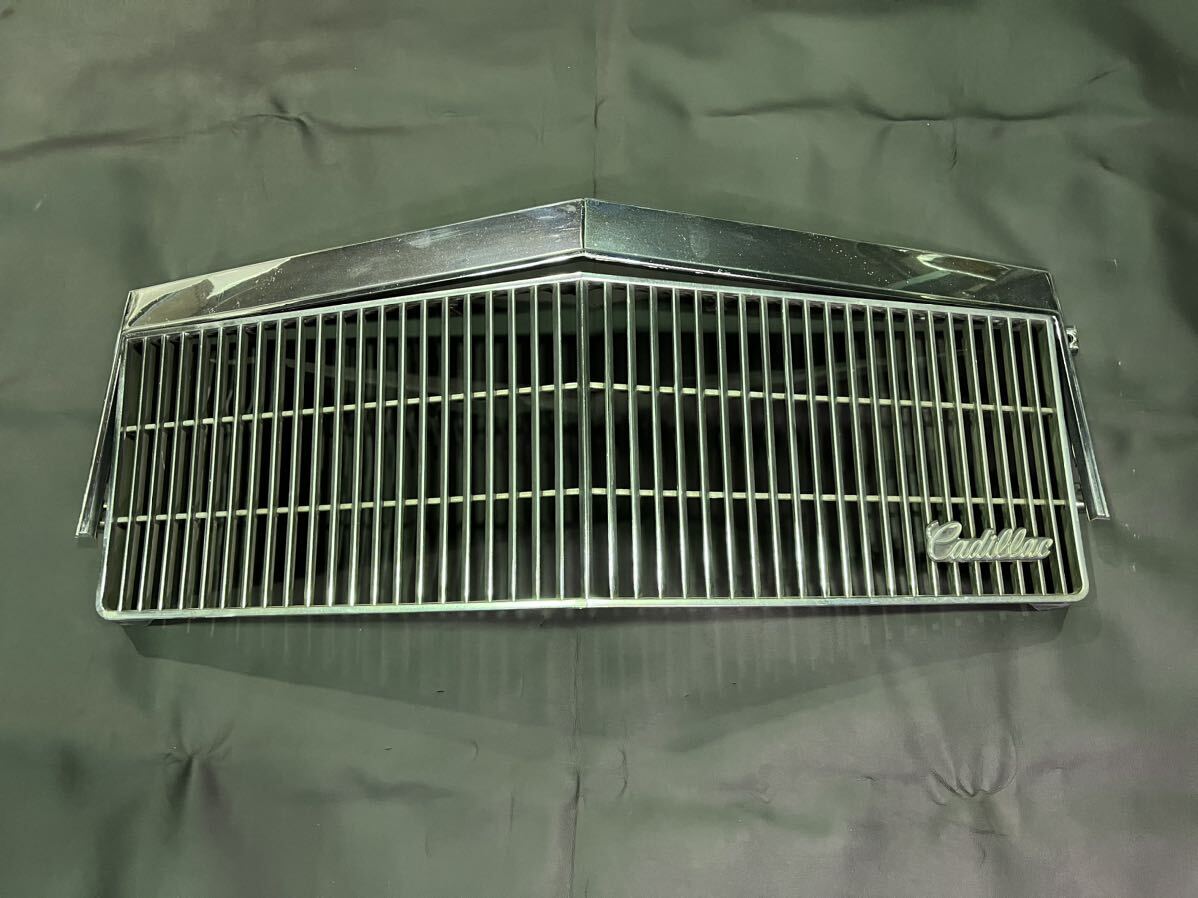  Cadillac brougham original front grille bezel 92 Fleetwood Cade Lowrider hydro Cadillac Brougham 90 coupe secondhand goods 