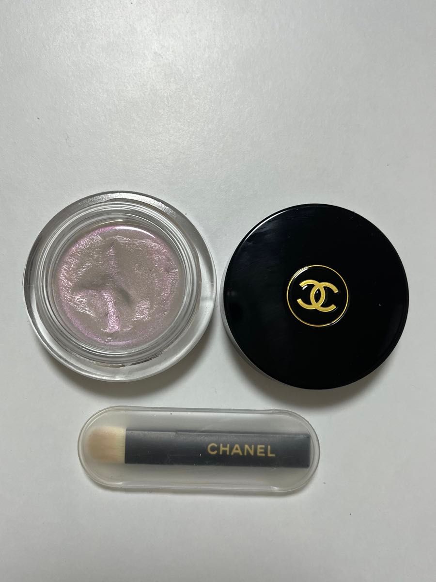 CHANEL グロスルミエールミロワールドー〈アイカラー〉