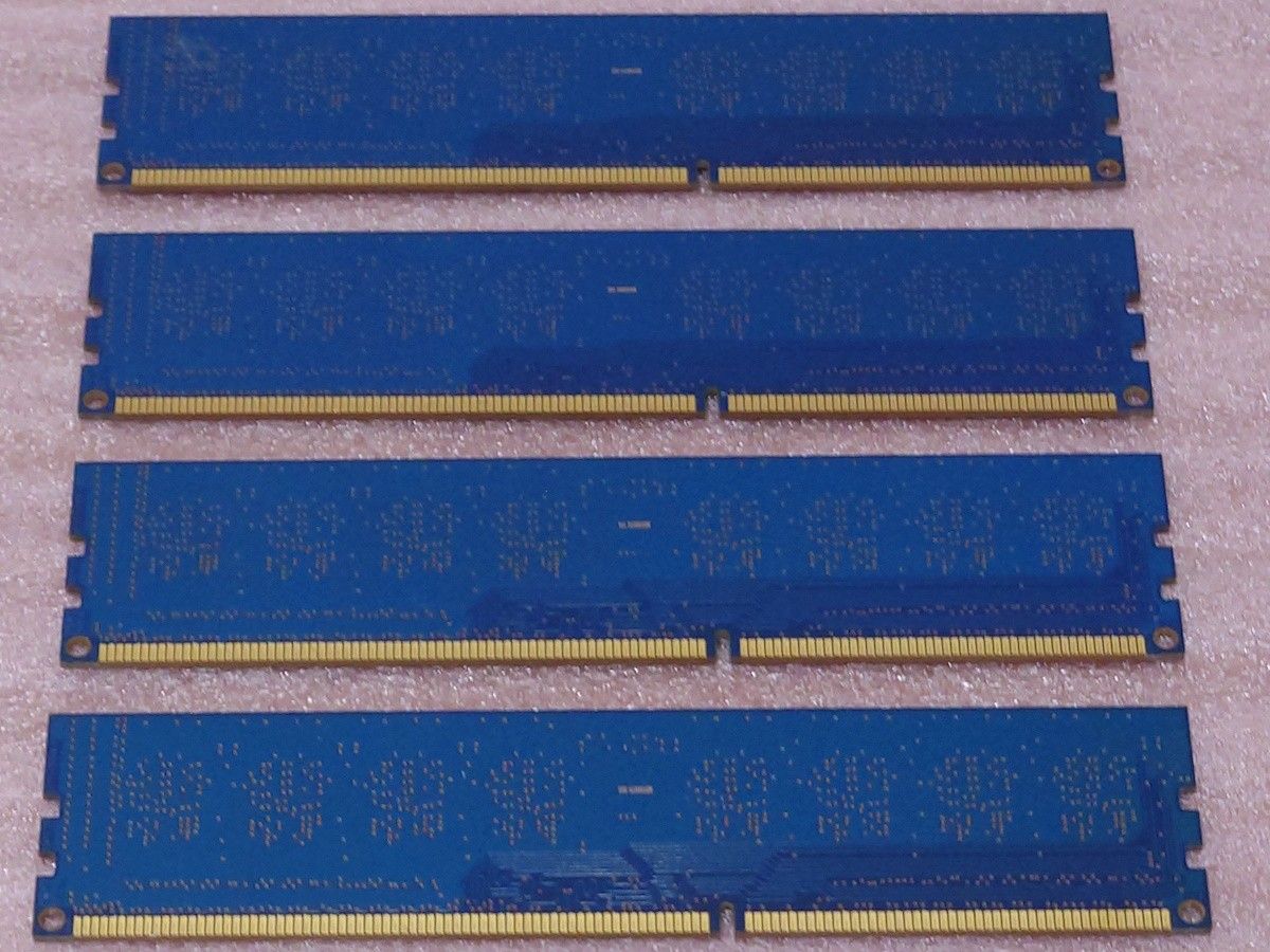 Hynix HMT451U6BFR8C-PB 4枚◆PC3-12800U/DDR3-1600 UDIMM 16GB(4GB x4)