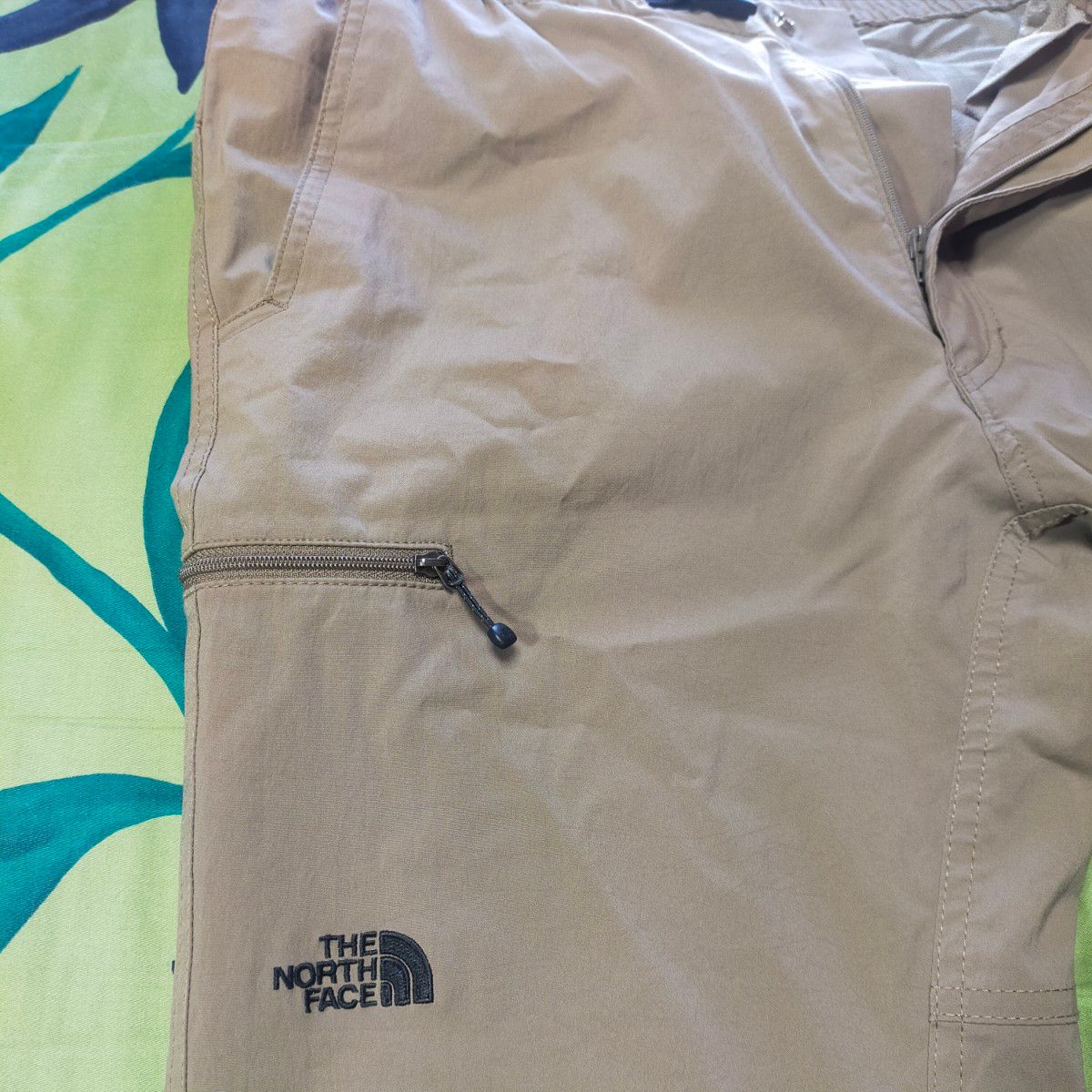 THE NORTH FACE ノースフェイス トレッキングパンツ　ストレッチ カーキ Ｌ