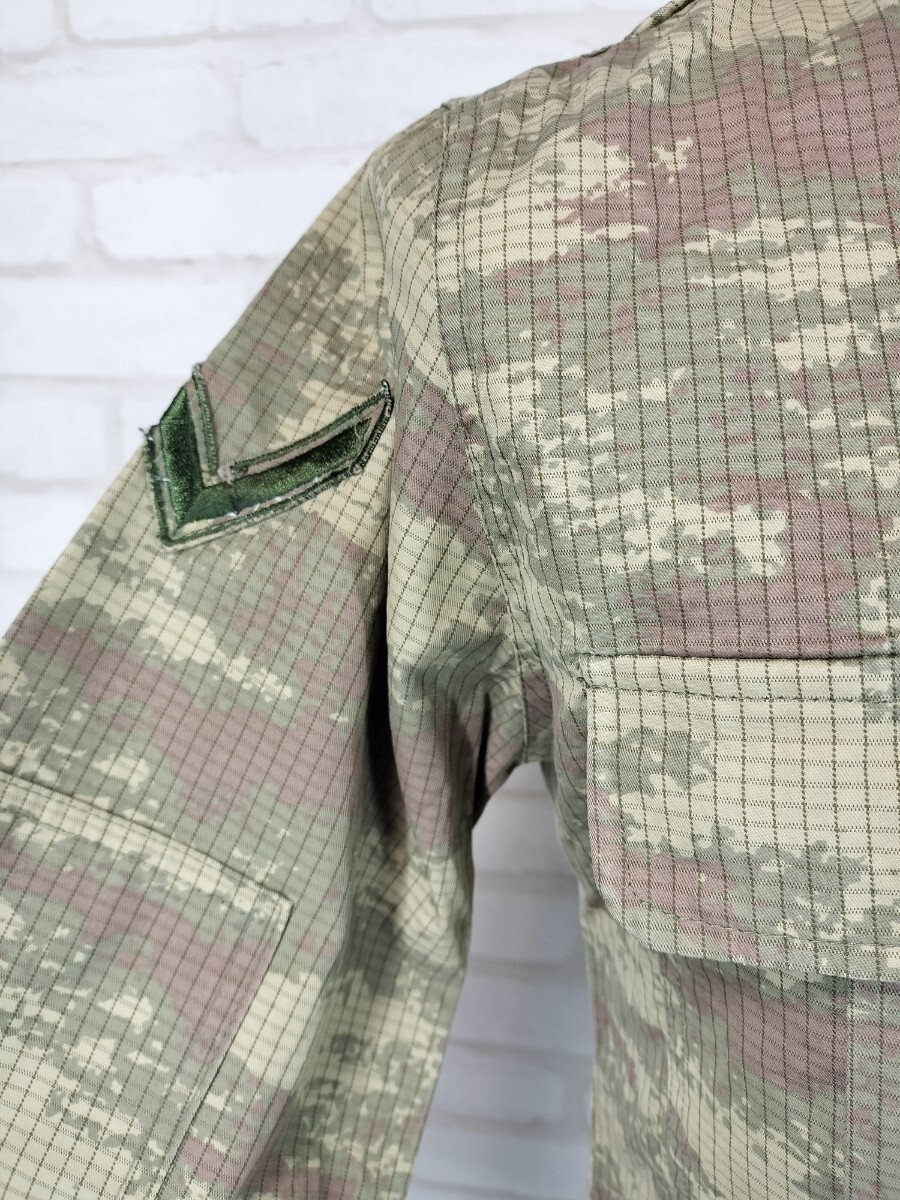 トルコ軍 トルコ 陸軍 ナノデジ ナノ デジタルカモ 迷彩 戦闘服 ジャケット シャツ 古着 階級章付　029_画像6