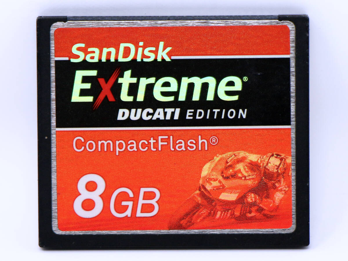 ★☆希少★【8GB】CFカード コンパクトフラッシュ SanDisk Extreme DUCATI EDITION CompactFlash ★中古良品☆★の画像1