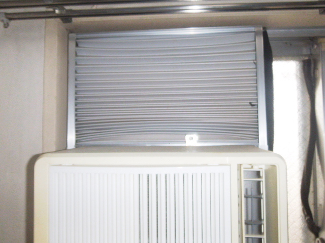 KOIZUMI　ウインド形ルームエアコン　KAW-1828　2012年型　冷房専用　　引き取り限定_画像6