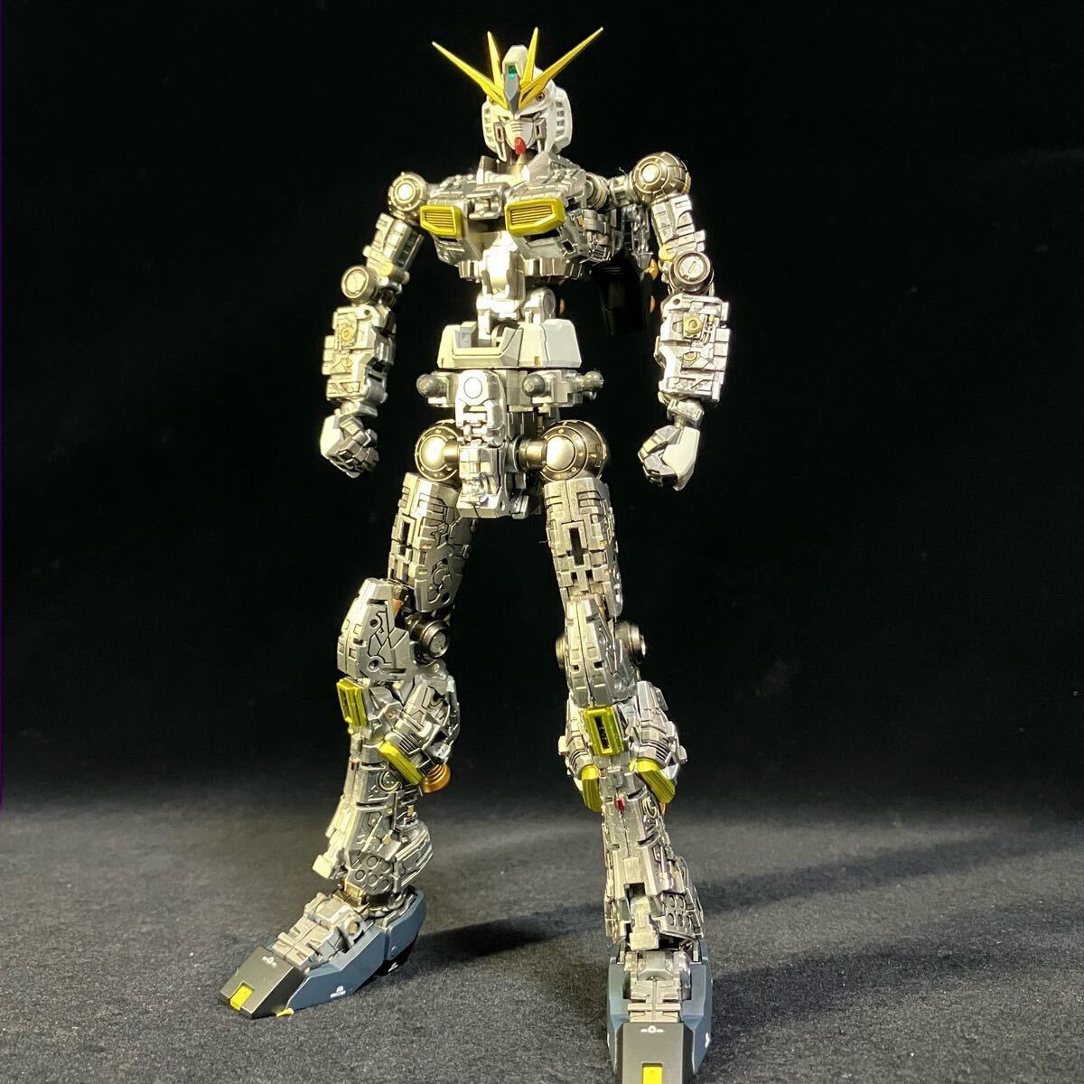 RG1/144 νガンダム HWS 塗装済完成品_画像9