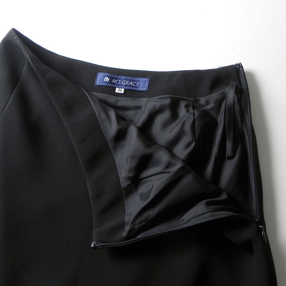 エムズグレイシー M'S GRACY フォーマルスーツ ジャケット＋スカート キュプラ裏地 セレモニー 36 ブラック 日本製 l0326-19_画像8