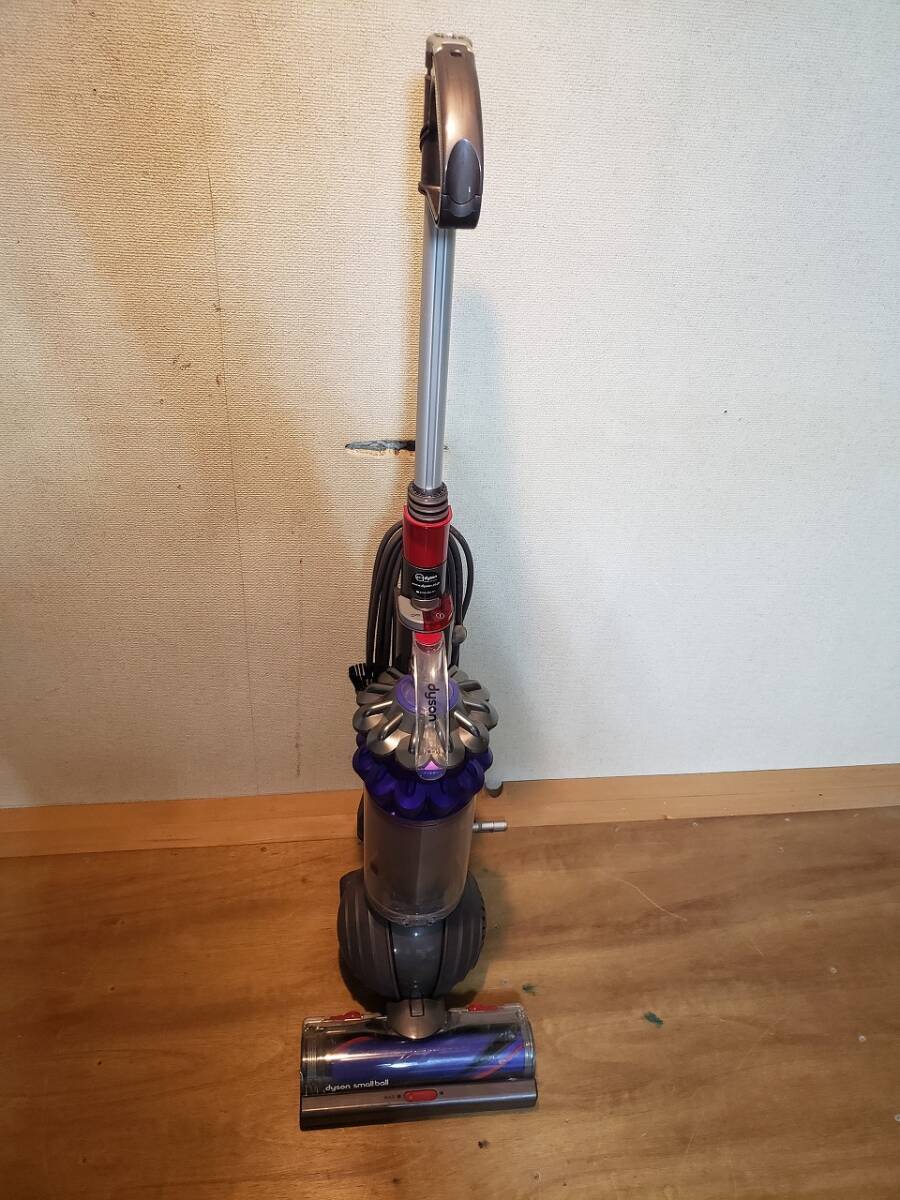 動作快調　訳アリ品 Dyson smallball スモールボール アップライト型掃除機 _画像7