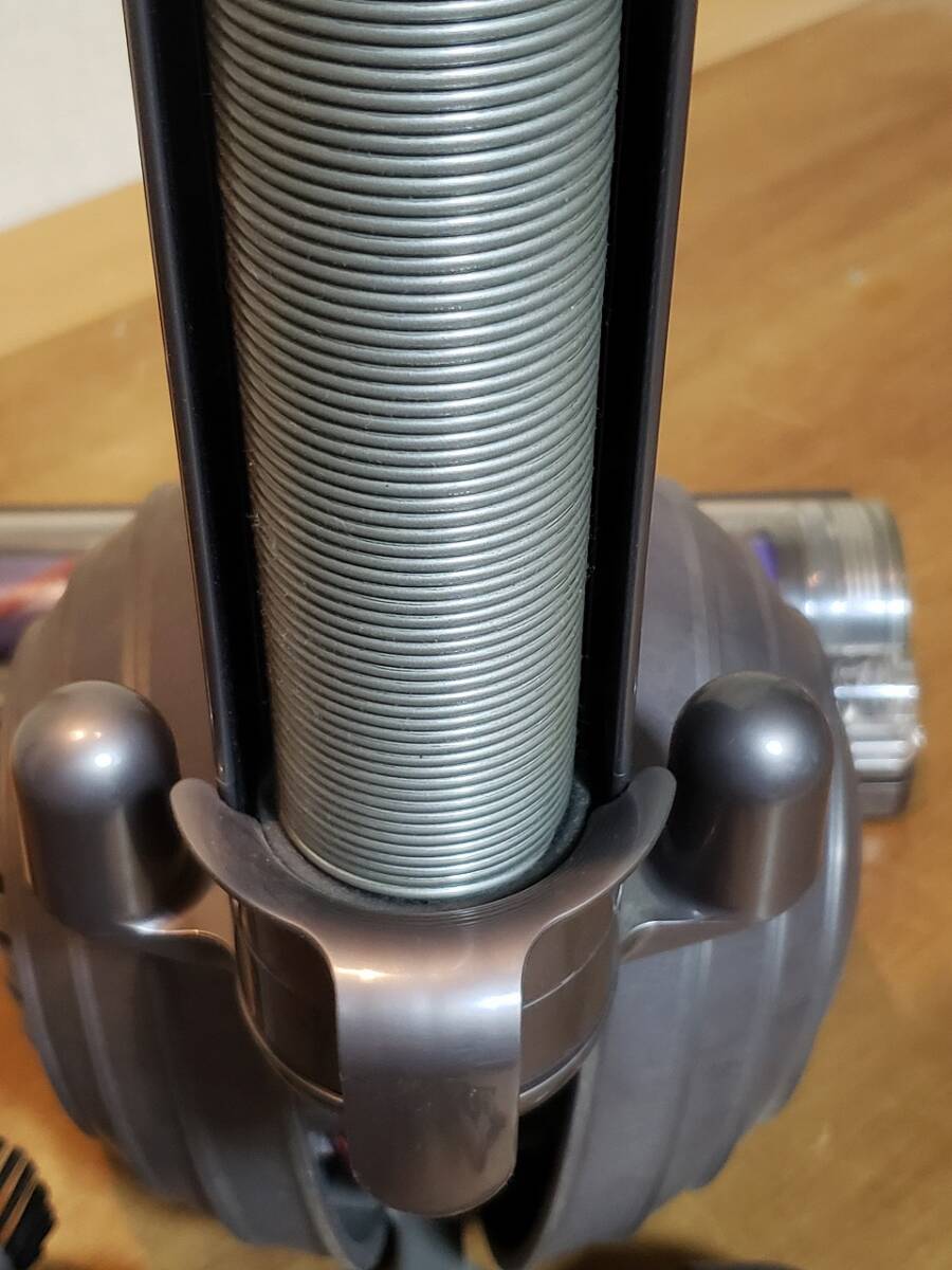 動作快調　訳アリ品 Dyson smallball スモールボール アップライト型掃除機 _画像4