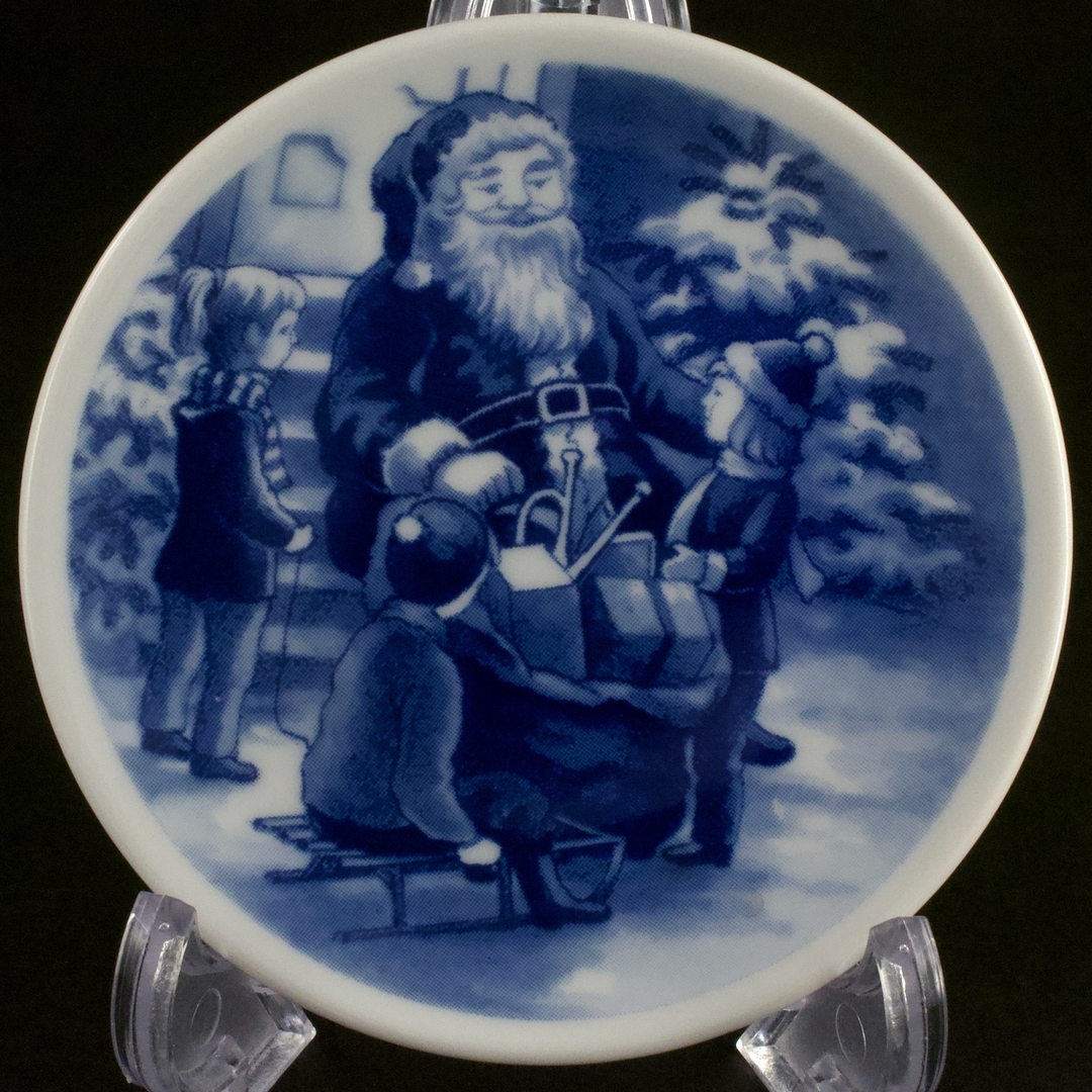 デンマーク ビングオーグレンダール（Bing Grondahl） クリスマス 飾り プレート 皿 2001 ANNUAL PLAQUETTE DENMARK_画像1