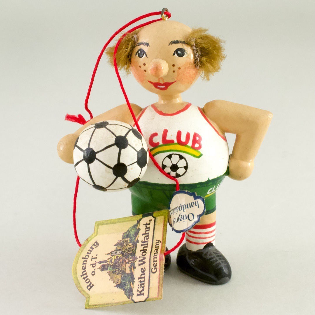 ドイツ ケーテ ウォルファルト（Kathe Wohlfahrt） サッカー肥満おやじのストラップ 手塗り_画像2