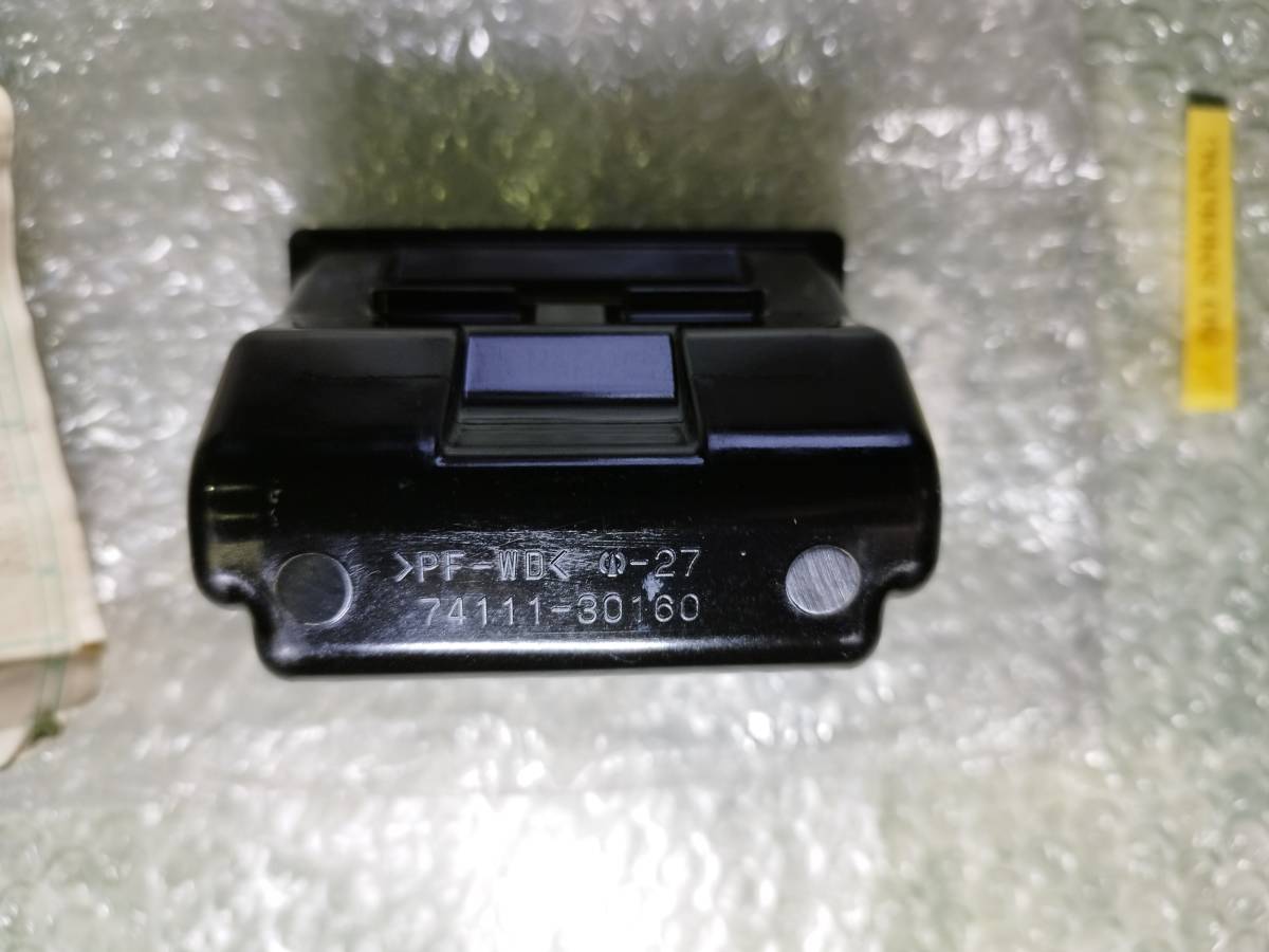 未使用 新品 トヨタ 純正 灰皿 アシュトレイ JZS160 161 アリスト 1997年以降 シール no smoking 74111-30160 ashtray 希少 ステッカー_画像3