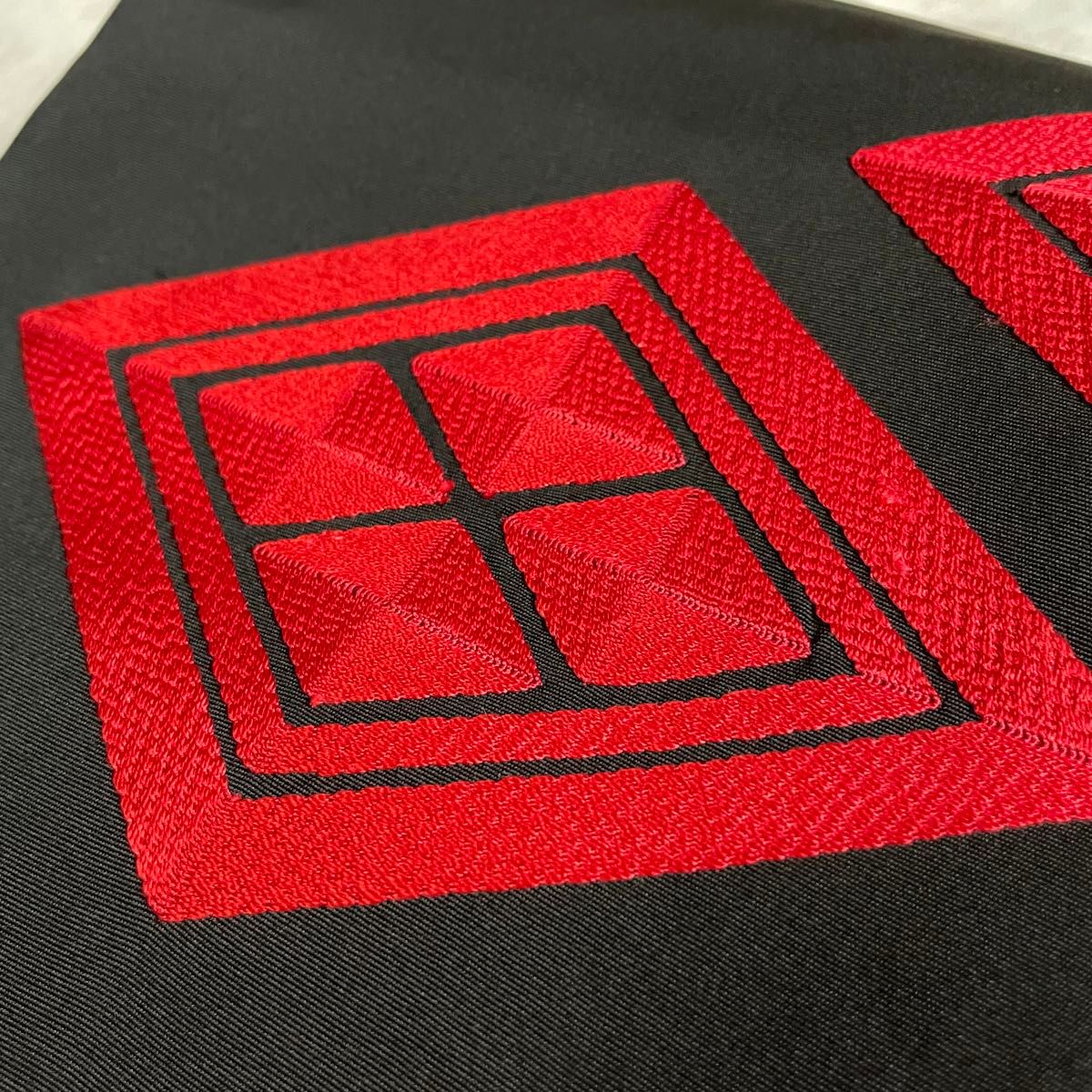 名古屋帯 黒地 塩瀬 赤刺繍 菱形紋様 赤絵柄|Yahoo!フリマ(旧 名古屋帯 黒地 塩瀬 赤刺繍 菱形紋様 赤絵柄|Yahoo!フリマ(旧