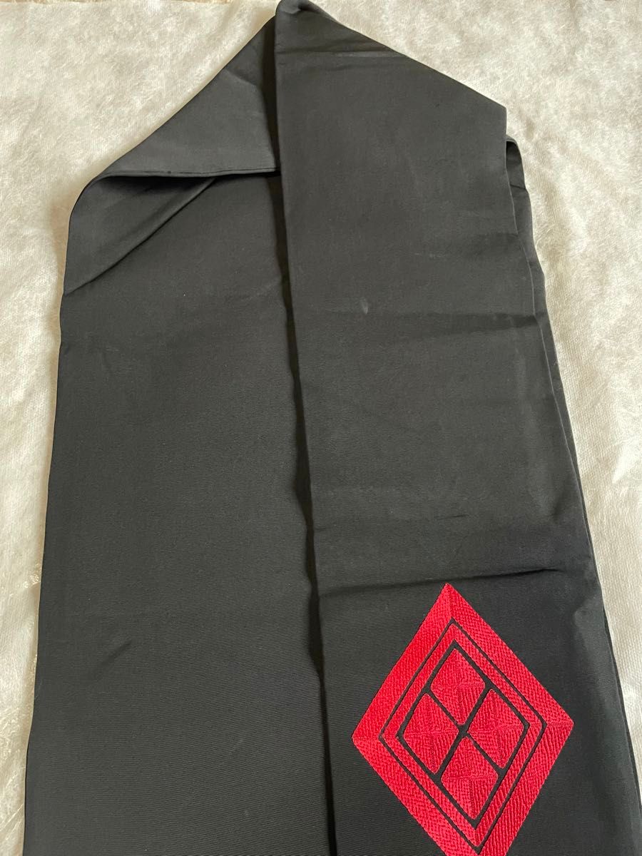 名古屋帯 黒地 塩瀬 赤刺繍 菱形紋様 赤絵柄|Yahoo!フリマ(旧 名古屋帯 黒地 塩瀬 赤刺繍 菱形紋様 赤絵柄|Yahoo!フリマ(旧