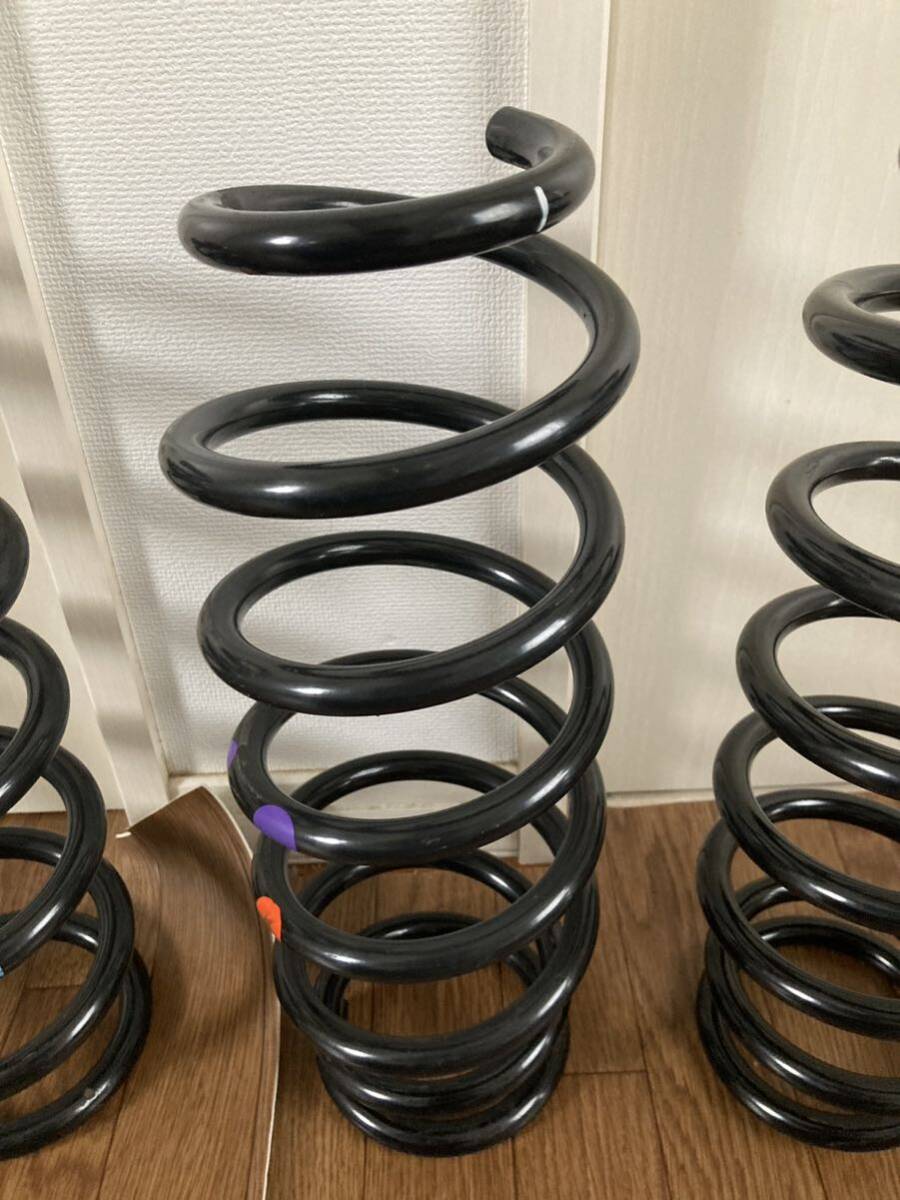 KY51 Fuga type S original springs original return .