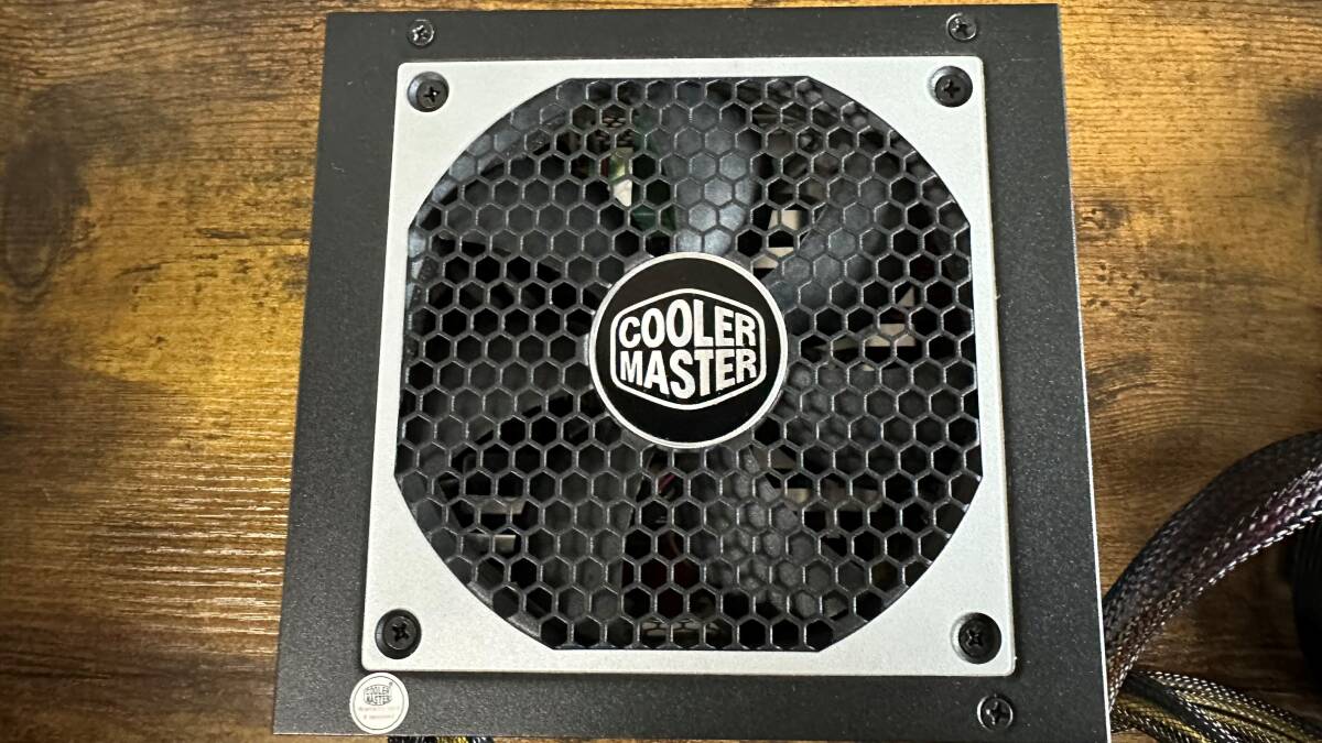 COOLER MASTER V550 セミモジュラー RS-550-AMAA-G1 550W 80PLUS GOLD 電源ユニット_画像1