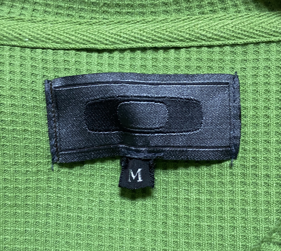 美品▽OAKLEY オークリー ワッフル生地 フルジップパーカー M 黄緑 グリーン サーマル ワンポイント ブランドロゴの画像6