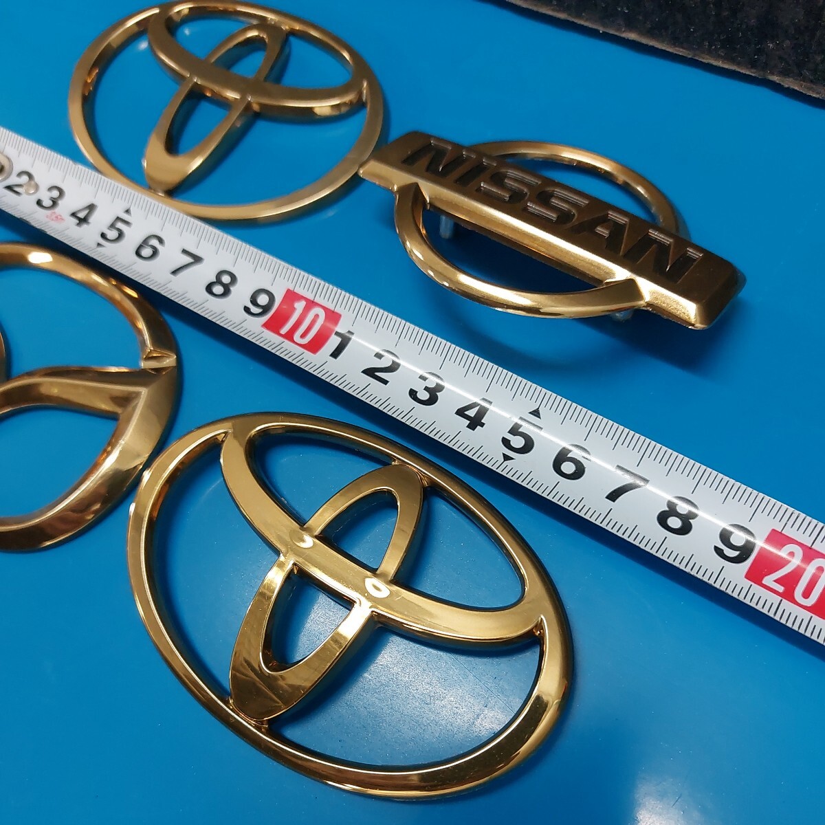 TOYOTA NISSAN MAZDA GOLD EMBLEM SET トヨタ 日産 マツダ ゴールドエンブレム 各種 4個セット VIP LUGUXUY CUSTOM ビップ カスタム_画像5