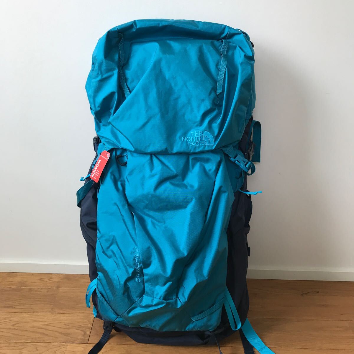 新品タグ有 定価46,200円 THE NORTH FACE NMW61900 MLサイズ 75L リュック バックパック 登山 海外 旅行 青 ゴールドウィン国内正規取扱品_画像1