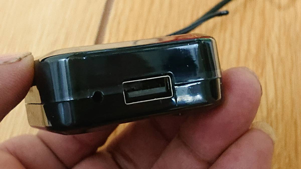 KOSO電圧・温度計　USB充電機能付き 国内発送_画像3