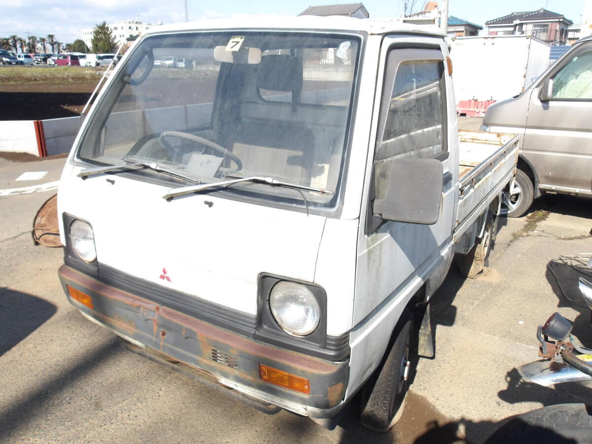 [3752] part removing car Mitsubishi MMC Minicab Truck supercharger? mileage 43218km( meter reading ) immovable car without document Saitama from!