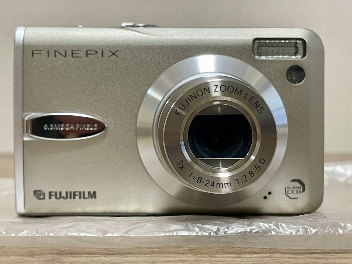 「極美品」FinPix F30 富士フィルムファインピックス XDピクチャーカード512MB付 _画像1