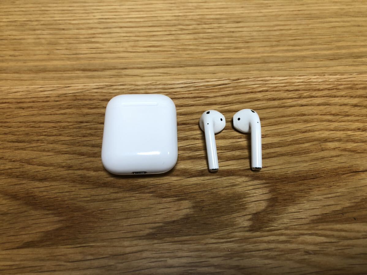 Apple◆アップル Air Pods 第2世代 MV7N2J/A A2032 A2031 A1602 ◆ワイヤレスイヤホン エアポッズ_画像1