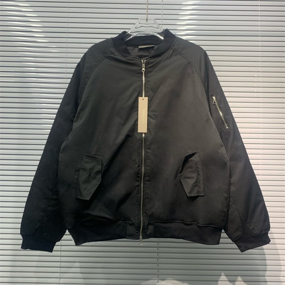 Fear of god Essentials ジャンパー メンズ スカジャン ブルゾン ブラック ファッション XLサイズ_画像2