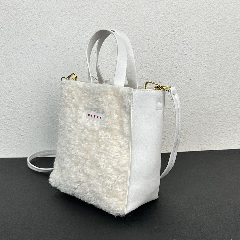 MARNI Marni sia кольцо ручная сумочка белый сумка на плечо 2way сумка casual ходить на работу сумка 